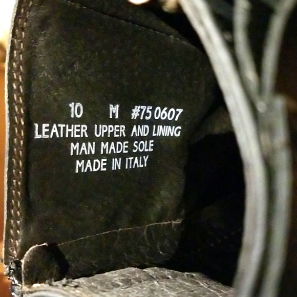 Men's Banana Republic Boots - Picture 9 of 9